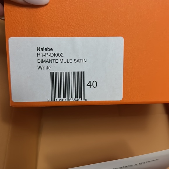 Brand new just got out of the box, too small for me! Fit more like 9 then 10 - Picture 4 of 4